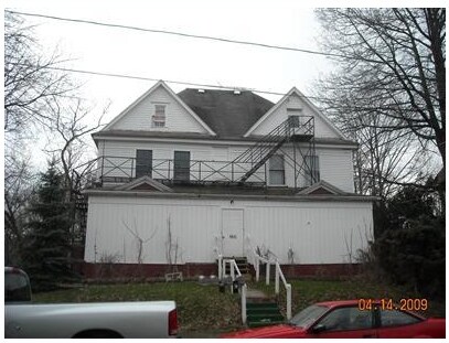 Foto del edificio - 155 E Broadway St