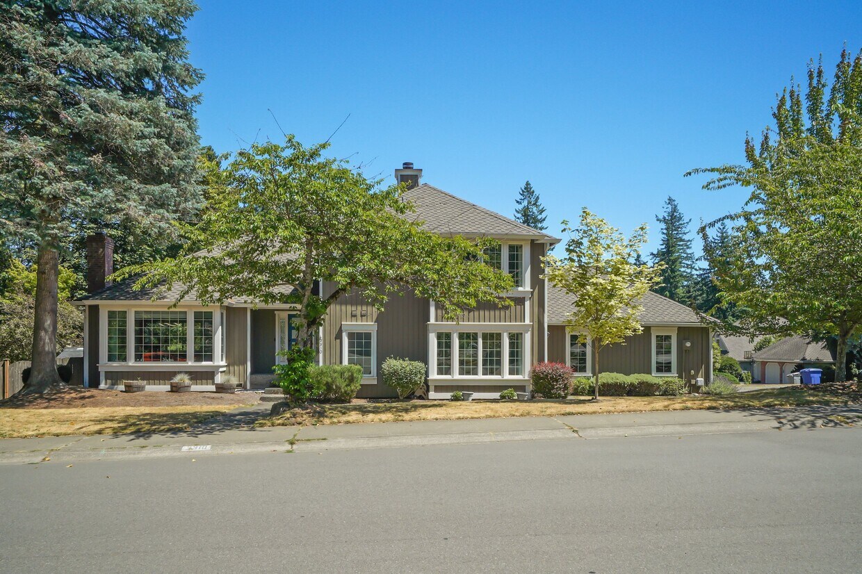 Foto principal - 2310 220th Pl NE