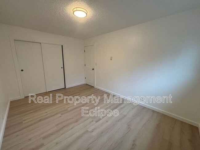 Foto del edificio - 15548 27th Ave NE