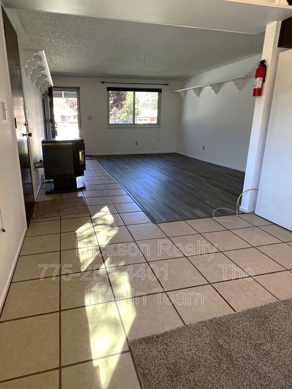 Building Photo - 1765 Camille Dr