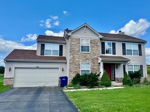 Building Photo - 384 Horizon Ln