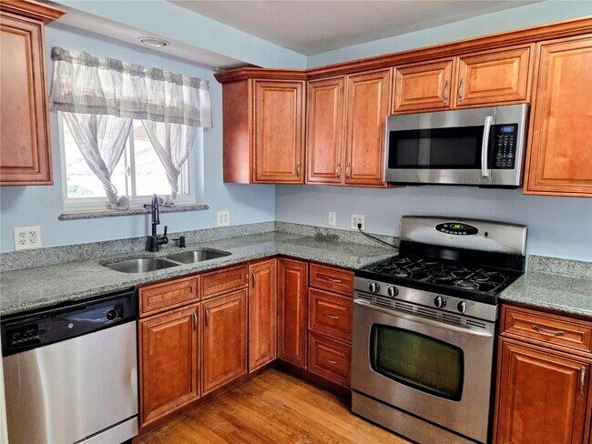 Foto del edificio - 9135 Harold Dr