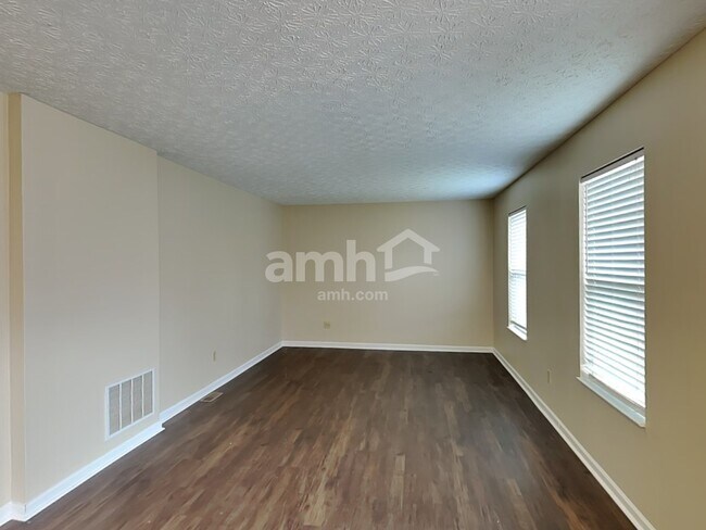 Building Photo - 6934 Crescent Boat Ln