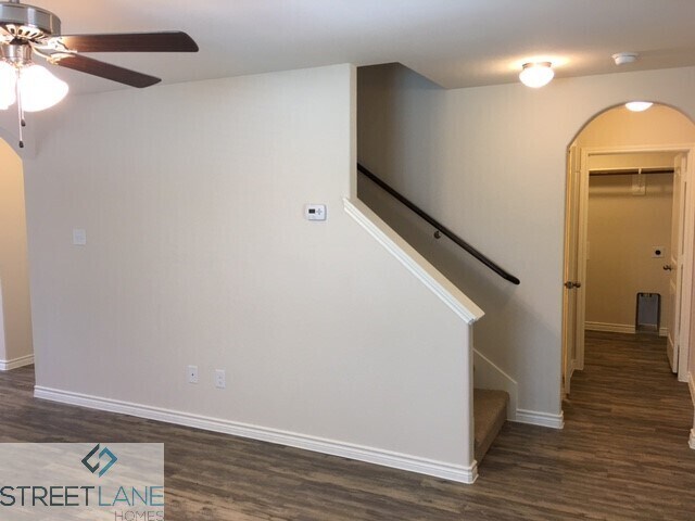 Building Photo - Now offering 1-month free!