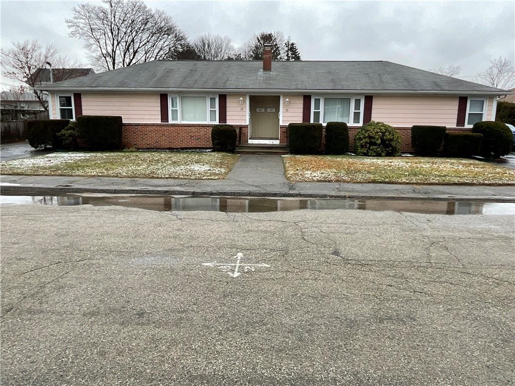 Foto principal - 33 Belcrest Rd