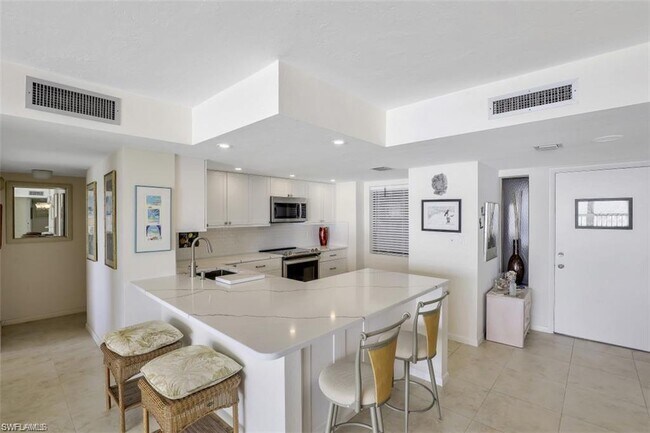 Foto del edificio - 26300 Hickory Blvd