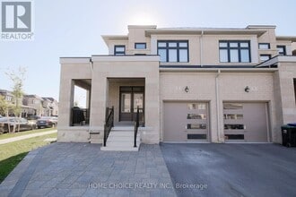 Building Photo - 32 Ferragine Cres