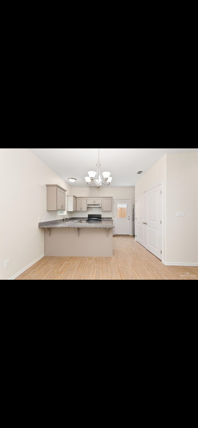 Building Photo - 3813 Hawthorne Ave