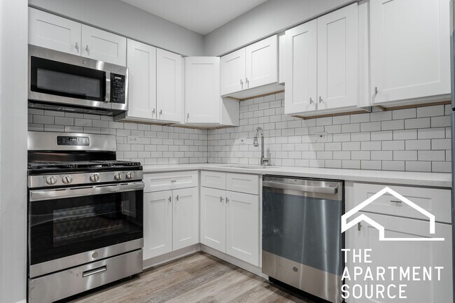 Foto del edificio - 3746 W Leland Ave