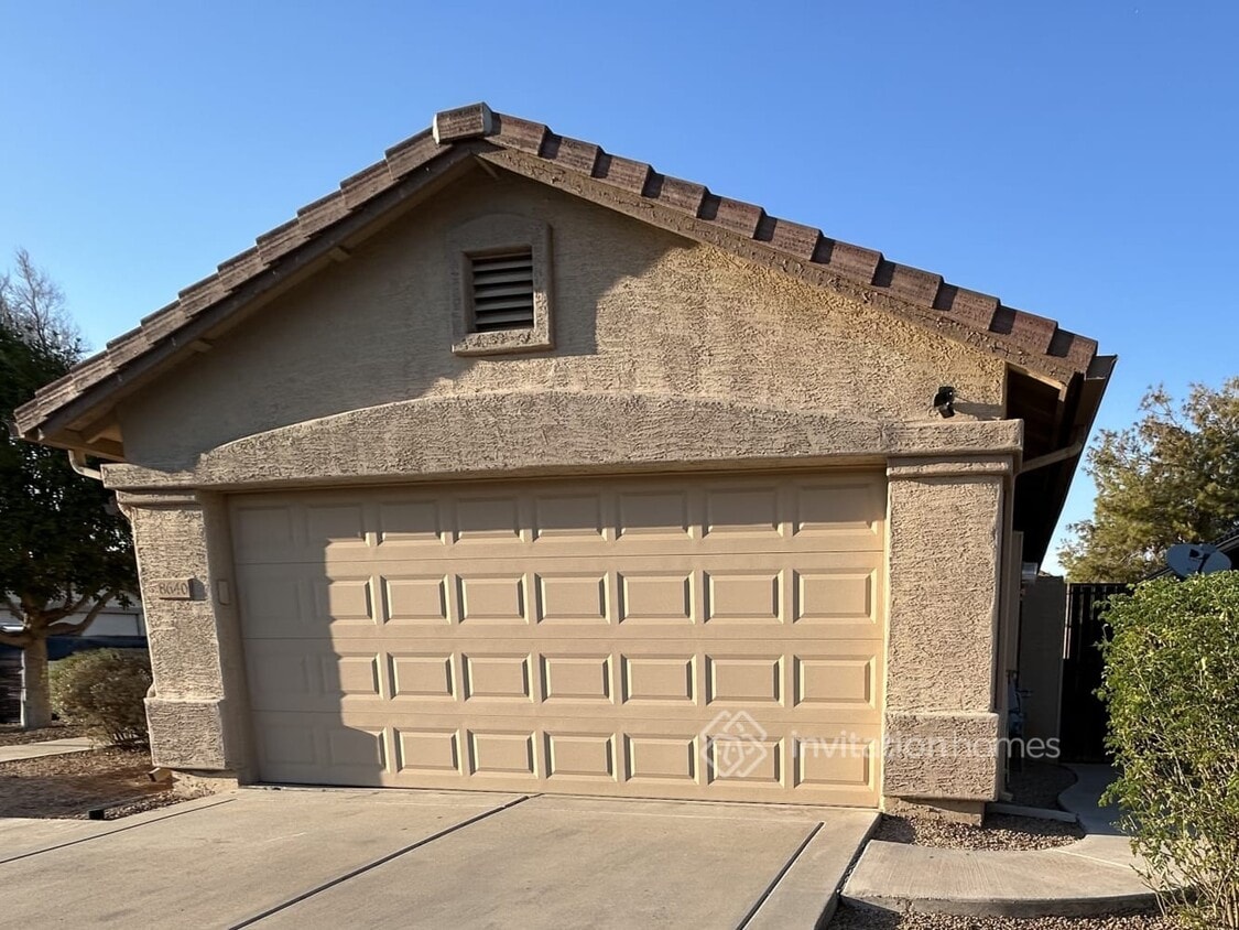 Primary Photo - 8640 W Pima St