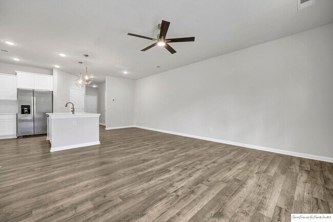 Foto del edificio - TOWNHOME LOCATED IN NORTHEAST COLUMBIA