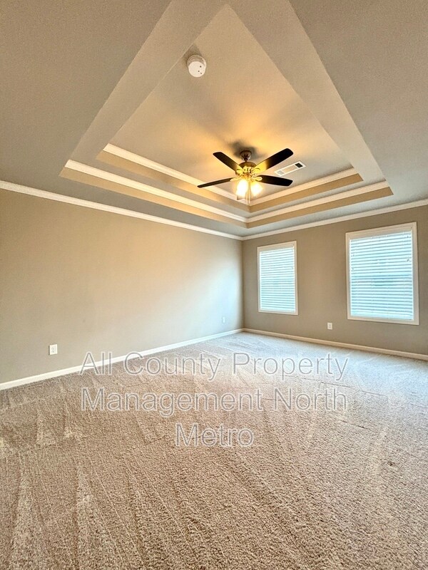 Foto del edificio - 5064 Silver Fox Trl