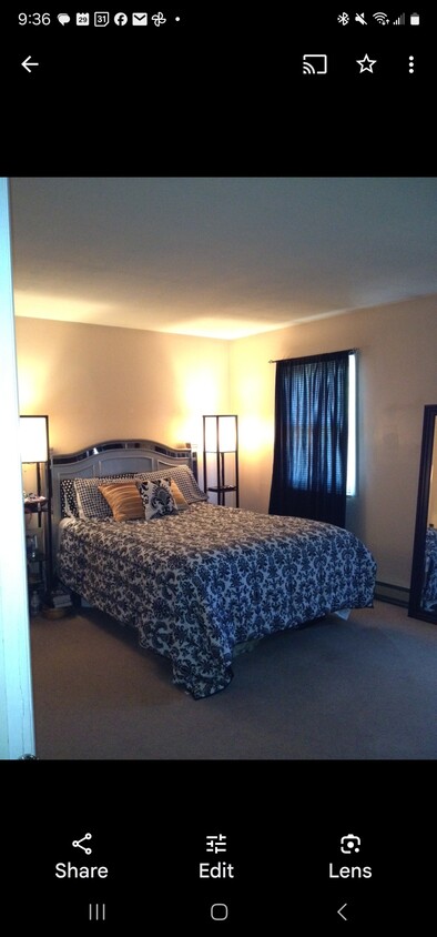 Foto principal - 27 Hanover Dr