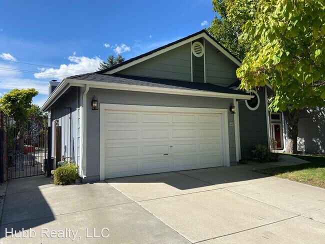 Building Photo - 3 br, 2 bath House - 1081 McGee Drive