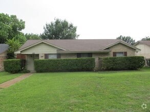 Building Photo - 3809 Lancelot Pl