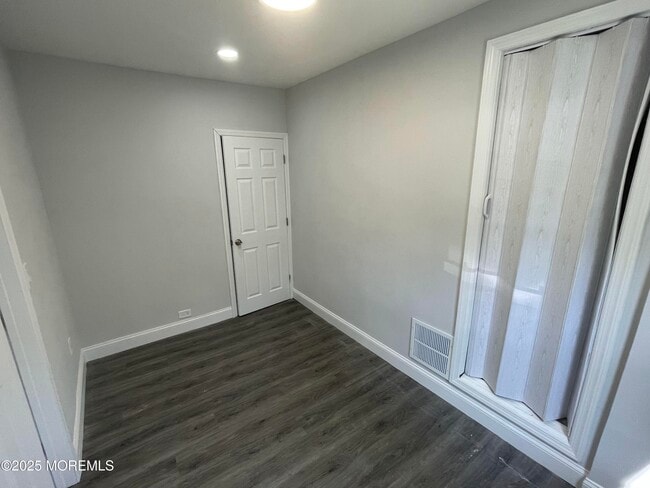 Foto del edificio - 413 Ridge Ave