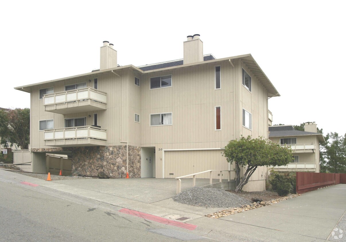 20 Lower Via Casitas, Greenbrae, CA 94904 Apartments in Greenbrae, CA