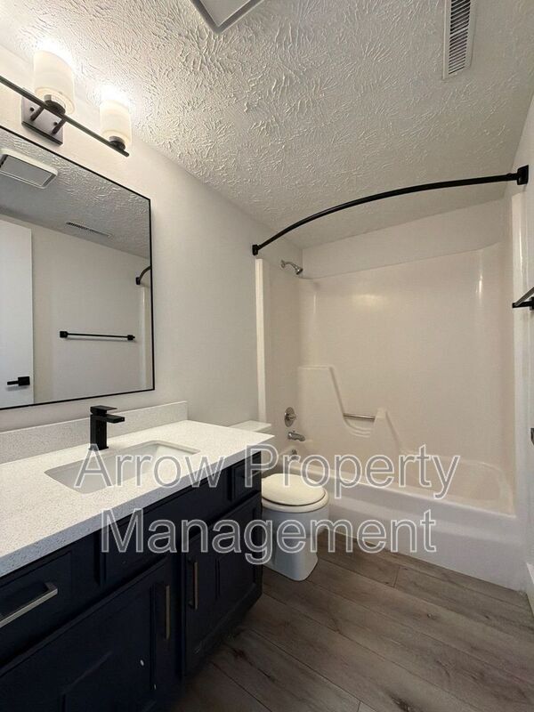 Building Photo - 1429 N 34th St