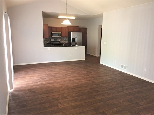 Building Photo - Beautiful Home in Aurora