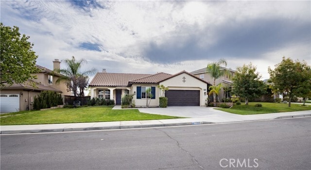 Foto principal - 23650 Aquacate Rd