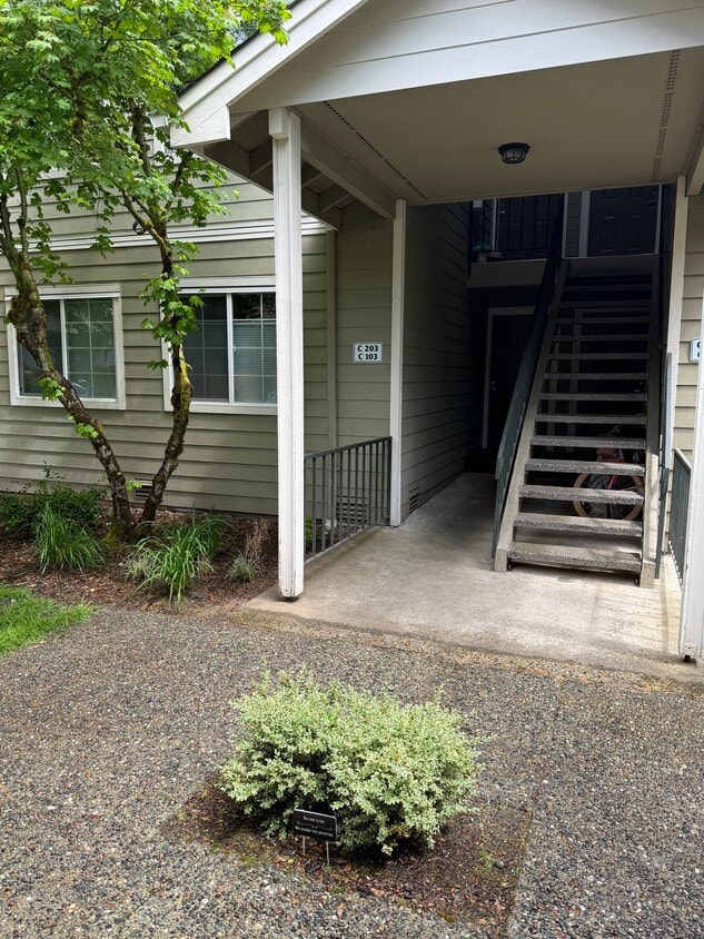 Photo - 755 5th Ave NW (Issaquah, WA)