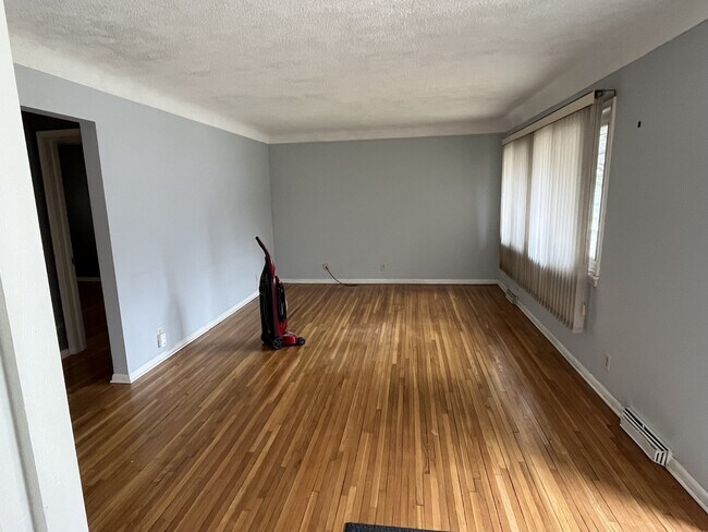 Foto del edificio - 3037 Dakota Ave S
