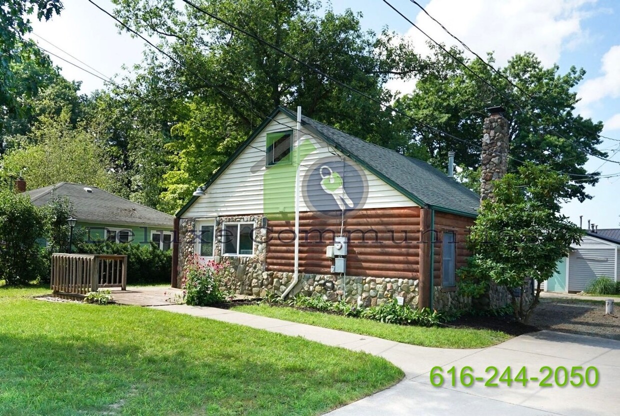 Foto principal - 3 Bed 1 Bath Home