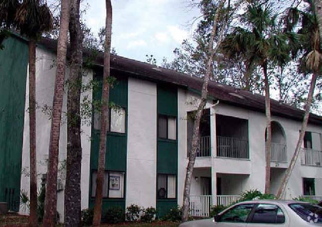 Alternate Building Photo 1 - Trailwoods Condominiums