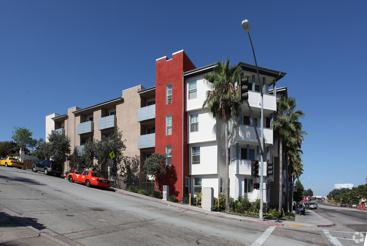 Primary Photo - Auburn Park Apartments