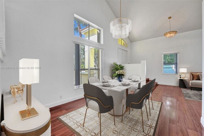 Foto del edificio - 10730 NW 56th Ct