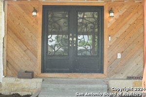 Building Photo - 727 John Adams Dr