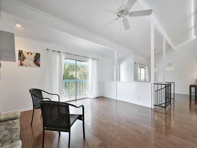 Foto del edificio - 2711 Trail of the Madrones