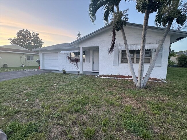 Foto del edificio - 7205 NW 76th Pl