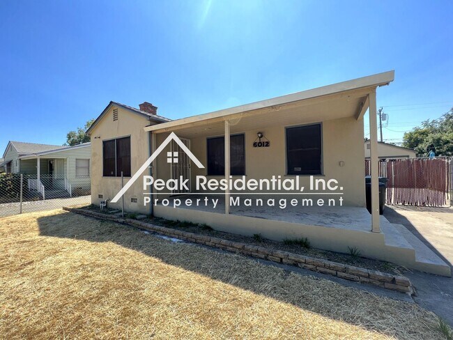 Foto del edificio - 3 br, 2 bath House - 6012 Sampson Blvd