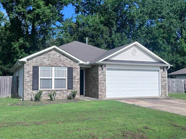 Foto del edificio - 133 Meadow Dr