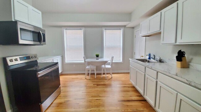 Foto del edificio - 2339 Main St