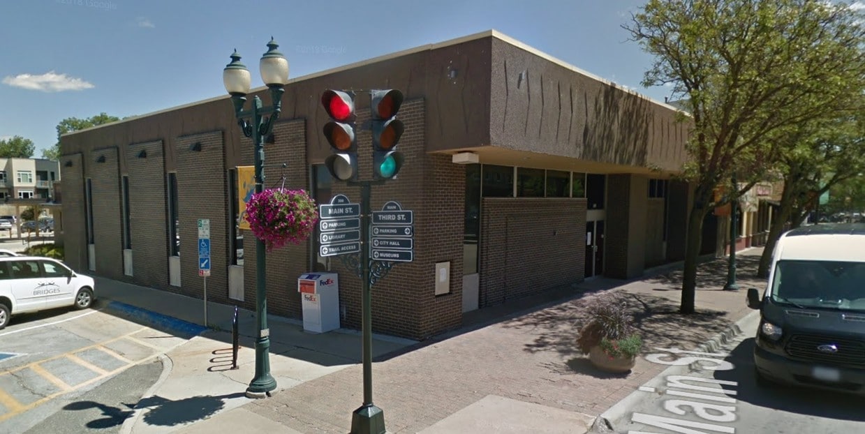 302 Main St, Cedar Falls, IA 50613 Apartments in Cedar Falls, IA