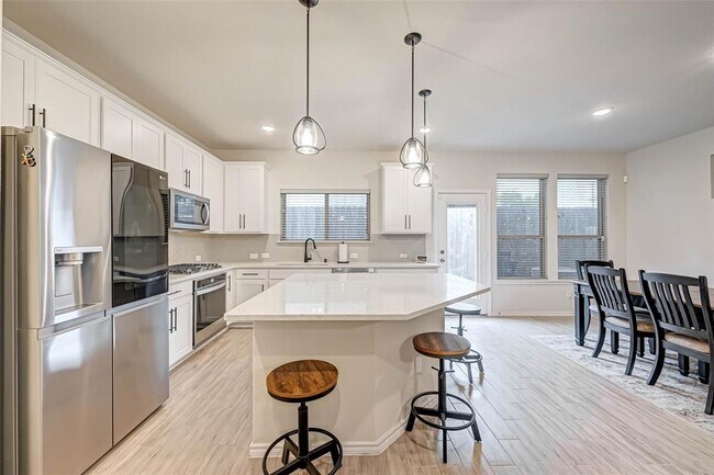 Foto del edificio - 3226 Longleaf Meadows Dr