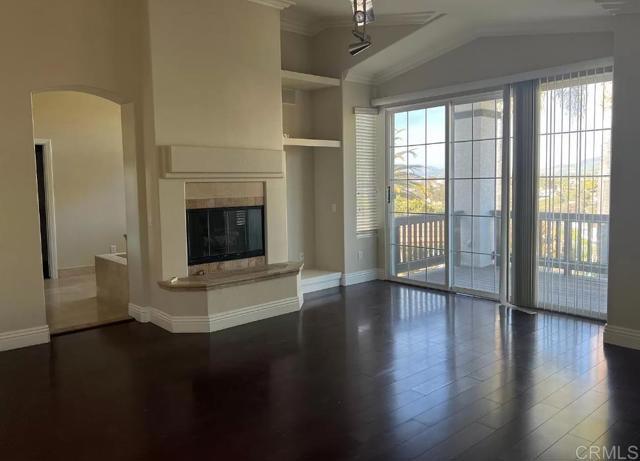 Building Photo - 463 Acero Pl