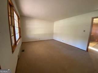 Foto principal - 86 S Forest Ave