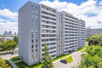 Building Photo - 11 Antrim Cres