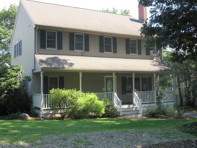 Building Photo - 5 Pine Grove Ave