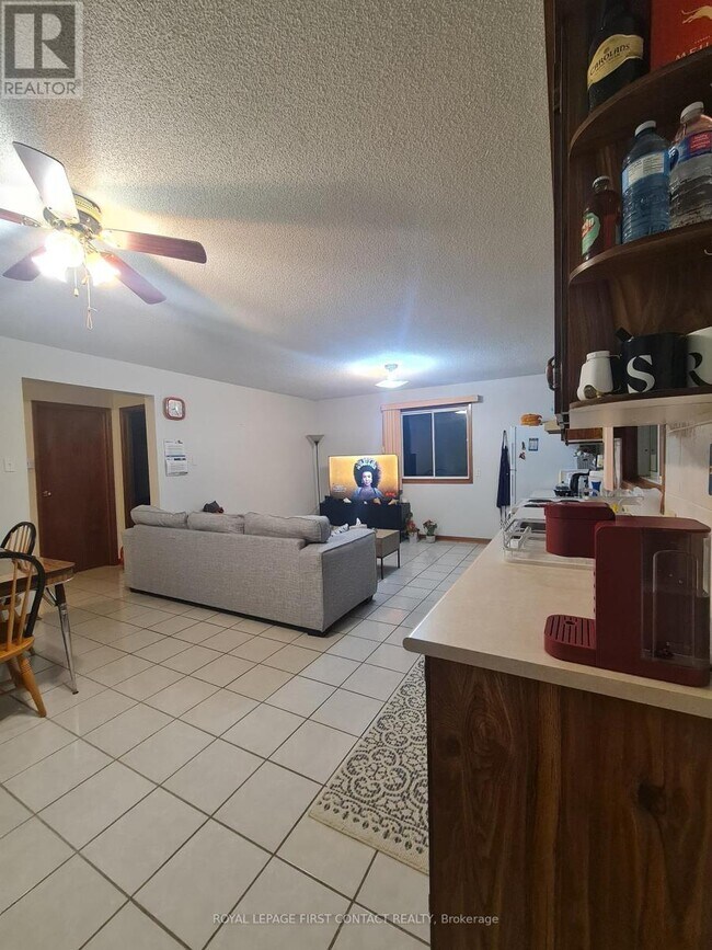 Photo du bâtiment - 1307 River Rd E