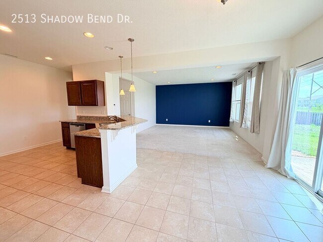 Foto del edificio - 2513 Shadow Bend Dr