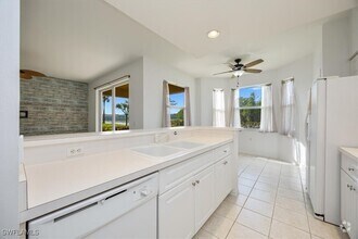 Building Photo - 3820 Sawgrass Way