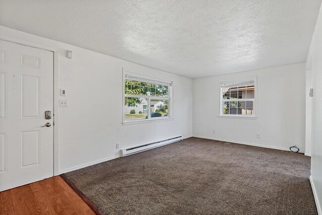 Foto del edificio - Charming 2 Bed, 1 Bath Rancher w/ Garage!