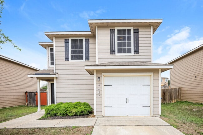 Building Photo - 6427 Woodcliff Bnd
