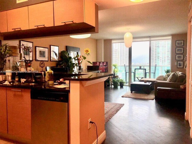 Foto del edificio - 31 SE 5th St