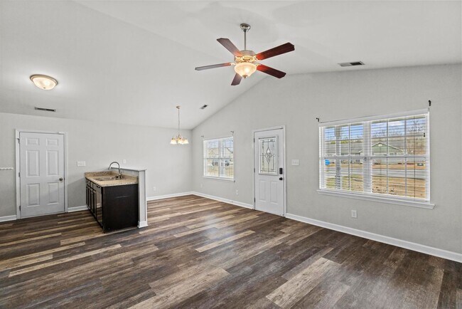 Foto del edificio - Welcome to Trinity Crossing in Jacksonville!