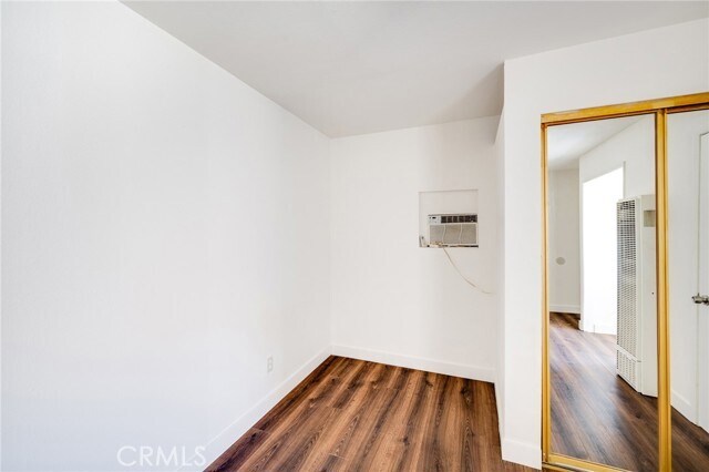 Building Photo - 718 E Harvard St